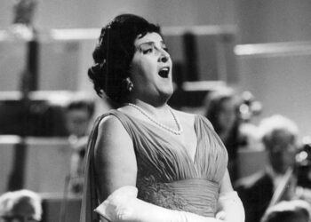 Wie laut kann ein Opernsänger singen? | Birgit Nilsson