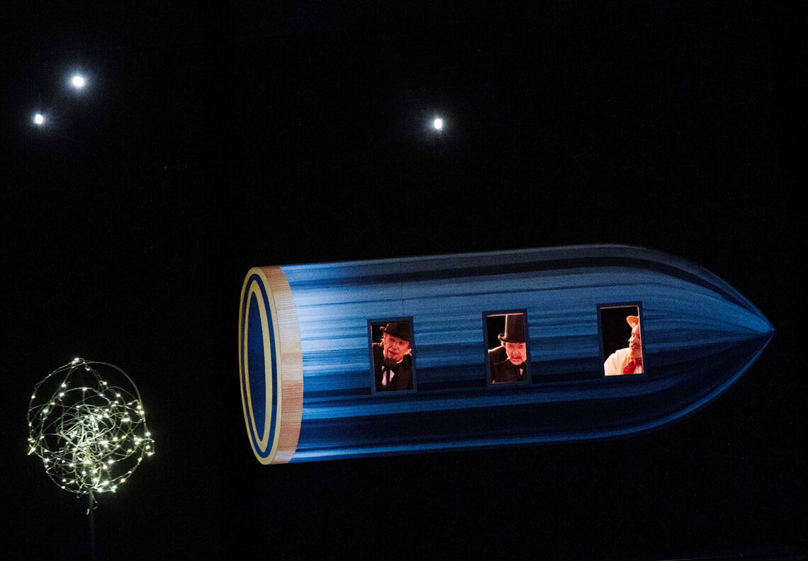 Reise zum Mond
